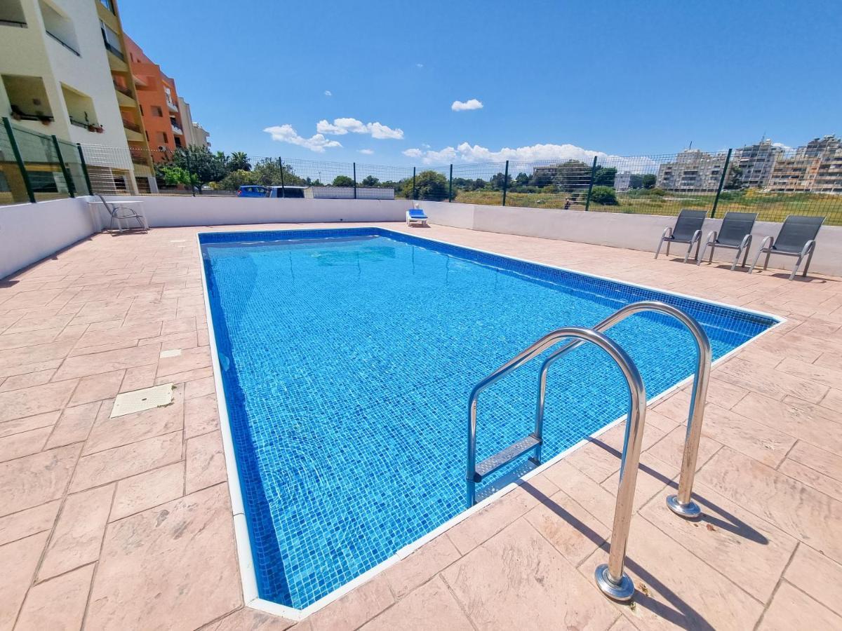 Seaside Heaven Apartment With Pool Larnaca Luaran gambar